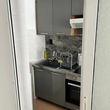 アパート Sunny 1br With Free Street Parking プロヴディフ