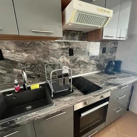 Sunny 1br With Free Street Parking * Plovdiv